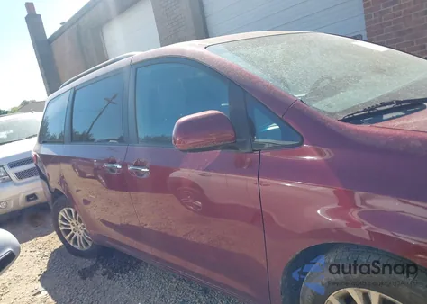 2015 Toyota Sienna Xle 8 Passenger из США, поврежденный, VIN 5TDYK3DC3FS666438